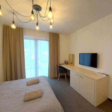 Vigeo Lounge B&B Coffee ボイニツェ エクステリア 写真