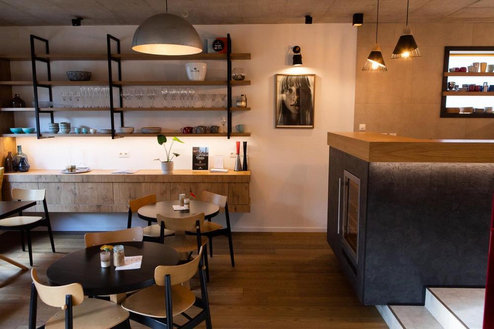 Vigeo Lounge B&B Coffee ボイニツェ エクステリア 写真