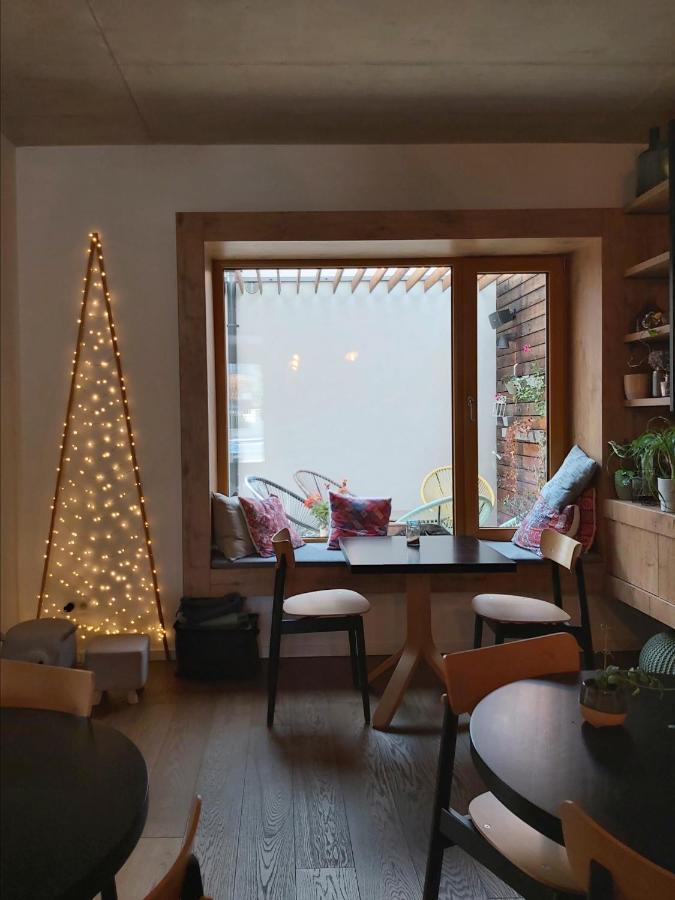 Vigeo Lounge B&B Coffee ボイニツェ エクステリア 写真